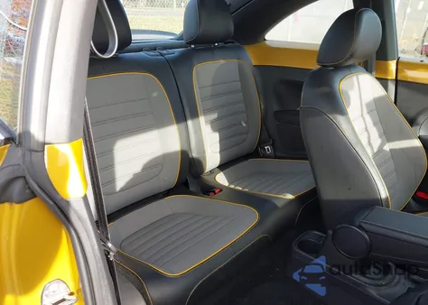 2016 Volkswagen Beetle 1.8T Dune из США, поврежденный, VIN 3VWS17AT6GM612571